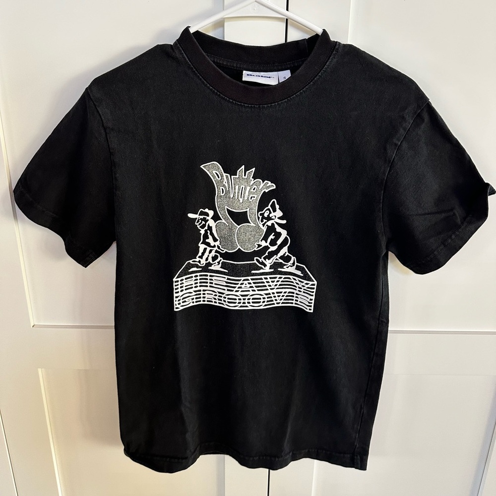 BUTTER men’s short sleeve tee size small